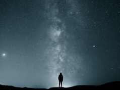 Kosmos w wersji Smart Home. Jak inteligentne teleskopy sprawiły, że nie musisz marznąć pod gwiazdami