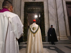 Rok Święty ma się ku końcowi. Zamknięto drzwi w pierwszej z bazylik