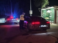 Gnał ponad 200 km/h, a zatrzymała go zwykła Škoda. Czterocyfrowy mandat