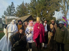 Kolędowanie na ziemi sieradzkiej. Od wiliorzy po herody i józefki