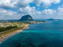 Hit Netfliksa skusił turystów. Azjatycka wyspa przeżywa oblężenie