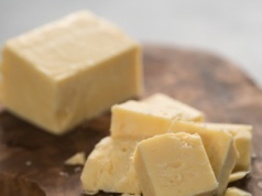 Przez 25 lat jedli sery i śmietanę. Wyniki zaskoczyły nawet naukowców