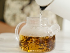 Pij to dwa razy dziennie. Podkręcisz metabolizm i zapomnisz o zmarszczkach