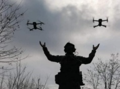 Chirurgiczne uderzenie ukraińskiego drona w rosyjski zwiad kawaleryjski. Wierzchowce uszły (WIDEO)