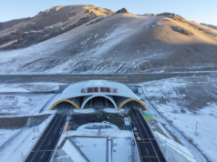 Chiny otworzyły najdłuższy tunel autostradowy świata. Ma 22 km