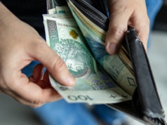 751 albo 4133 zł od państwa. 1 stycznia wchodzą ważne zmiany w nowym świadczeniu