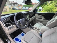 Kompaktowy SUV z Korei Południowej bez przebiegu za 82 900 zł ma nawet automat. Ktoś już powinien go kupić