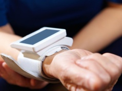 To najczęstsze przyczyny "skoków" ciśnienia. Z tymi objawami do lekarza