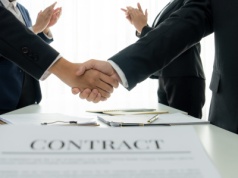 Przejęcie za 7,75 mld dol.