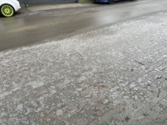 Uwaga, niebezpieczna gołoledź