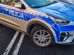 Płoskie: Zderzenie dwóch samochodów na DK74. Wprowadzono ruch wahadłowy