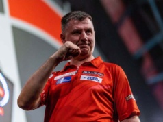 Dart: Co za powrót Ratajskiego! Polak w 1/8 finału Mistrzostw Świata!