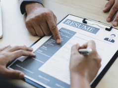 Te branże drżą na samą myśl o styczniu. Wiadomo, jacy pracownicy mogą szybko stracić pracę