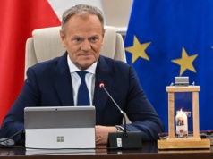 Każdy dom dostanie specjalną paczkę do 31 stycznia. Rząd uruchomił pilną wysyłkę