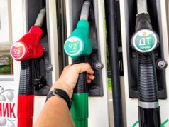 Rosja zdecydowała w sprawie zakazu wywozu paliw. Znalazła się w trudnej sytuacji