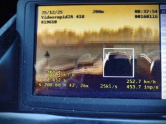 Obwodnica to nie pas startowy. 252 km/h i tłumaczenie: „spieszyłem się na samolot”