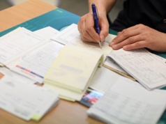 ZUS nie da ani złotówki, jeśli zapomnisz o jednej rzeczy. Błąd kosztuje nawet 6 miesięcy wypłat