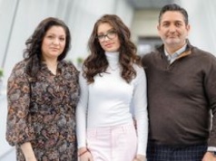 To dzięki nim zrobiła karierę. Kim są rodzice Viki Gabor i czym się zajmują? "Ich zdanie jest dla mnie najważniejsze"