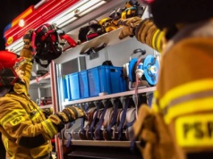 Silny wiatr w całej Polsce. Ponad 200 interwencji strażaków