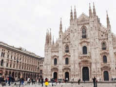 Oficjalnie zbierał pomoc dla Palestyńczyków. W rzeczywistości finansował Hamas