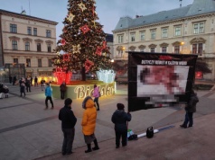 Dzieci trzymały antyaborcyjny transparent. „Ich wykorzystywanie jest obrzydliwe”