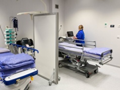 NFZ szuka oszczędności. W 2026 r. szpitale dostaną mniej pieniędzy za niektóre zabiegi