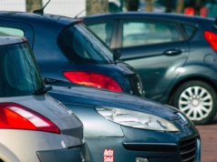 Kontrowersje wokół opłat w Szczecinie. Bezprawne kary za parkowanie poza miejscami?