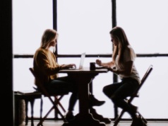 "Szwagierka dowiedziała się, że mam romans. Zażądała pieniędzy za milczenie"