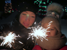 Zabawy sylwestrowe dla dzieci. Bez hałasu, presji i fajerwerków