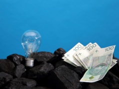 Górnicy z PG Silesia zjechali pod ziemię, politycy myślą