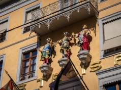 Wolne w Trzech Króli do wykreślenia? Dokumenty w Senacie