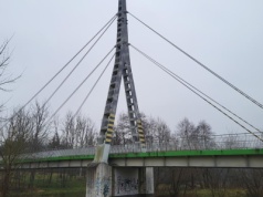 Most miał być polem doświadczalnym Warszawy. Teraz zapomniany