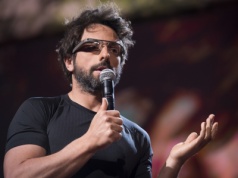 Sergey Brin chciał mieć swój „moment Steve’a Jobsa”. Zamiast tego stworzył jedną z największych porażek dekady