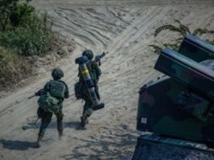 Media: Chiny rozpoczynają manewry wokół Tajwanu