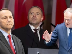 Tusk "spał", a Nawrocki rozmawiał z Trumpem. Teraz Sikorski atakuje prezydenta, a Bosacki... Amerykanów