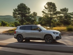Mercedes GLB 2026 – elektryczny siedmioosobowy SUV z 630 km zasięgu i ładowaniem 800V