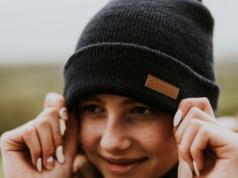 Za ciepło na czapkę? Wiemy, kiedy lepiej chronić głowę