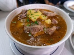 Do gulaszu wybieram to szlachetne mięso. Jest miękkie, delikatne i smakuje nawet dzieciom