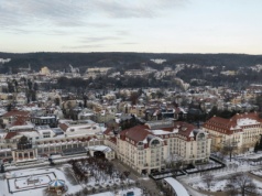 Ceny noclegów na sylwestra. Polskie "Monte Carlo" znów się wyróżnia