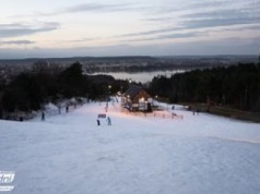 W Chodzieży ruszył stok narciarski - miłośnicy białego szaleństwa czekali długo!