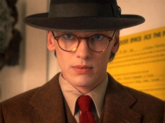 Kulisy "Stranger Things" są mroczniejsze, niż myślisz. Aktor inspirował się prawdziwą postacią