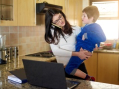 Co ludzie robią z 800 plus? "Zastanawiamy się, czy nie zainwestować ich lepiej"