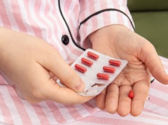 Łykamy na potęgę, bez przerwy. Uśmierca komórki, sprzyja cukrzycy