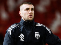 Polskie kluby obejdą się smakiem? Napastnik rozchwytywany