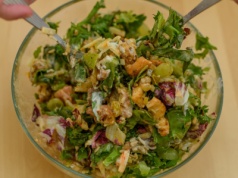 Robię ją co roku i zawsze znika pierwsza. Do sałatki gyros dodaje jeden składnik