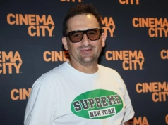 Znany aktor na zdjęciu z kard. Rysiem. "A co ty tam robisz?"