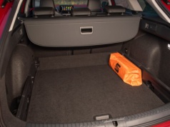 Proste kombi z Europy za 96 900 zł. Silnik 1.5 i trzystrefowa klimatyzacja automatyczna są już w standardzie