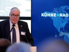 Jak zdenerwować drugiego najbogatszego Niemca? Zapytać go o transport skradzionego przez nazistów żydowskiego mienia, na którym jego przodkowie zbili fortunę