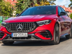 Mercedes-AMG E 53 - zmiana V8 na hybrydę daje radę. I 116 tys. zł oszczędności