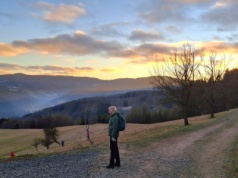 Poświątecznie na szlaku. „Beskidziocy” tradycyjnie 27 grudnia spotkali się na Kozubowej